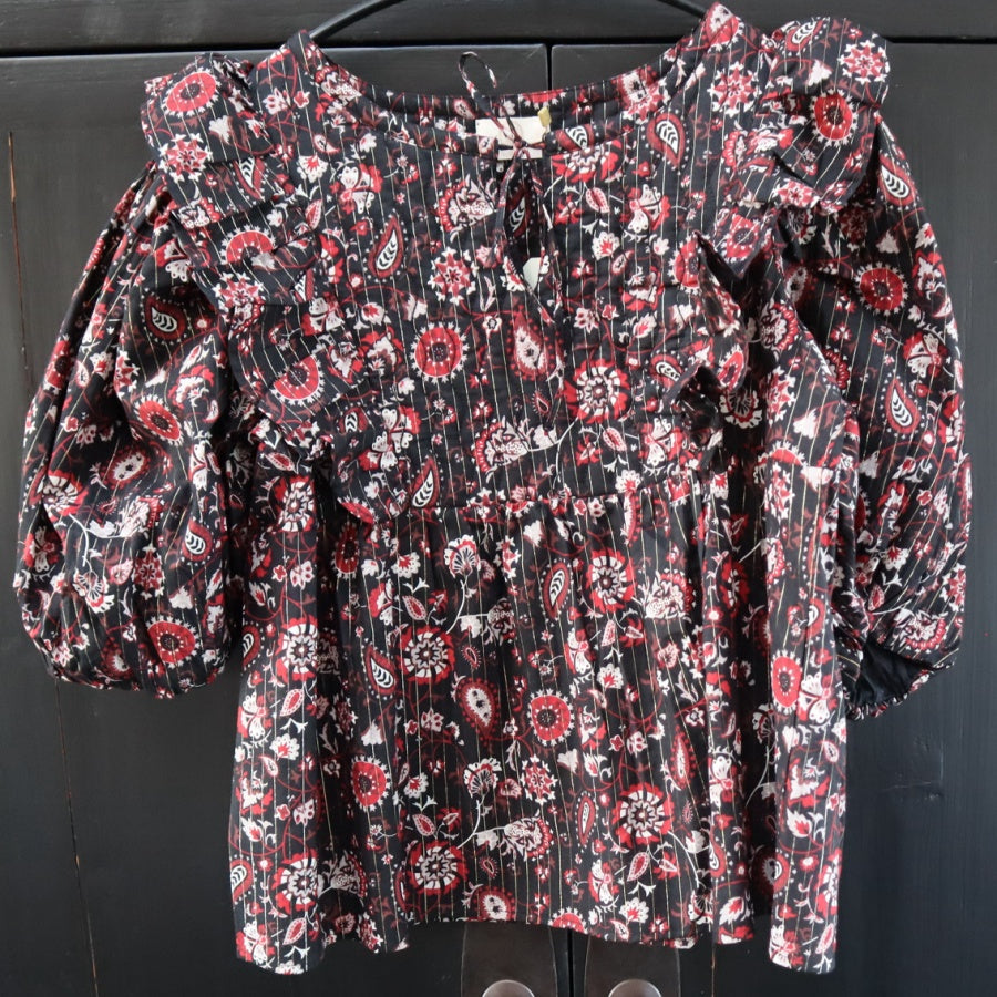 Esther Blouse med bindebånd og flæser fra Wauw