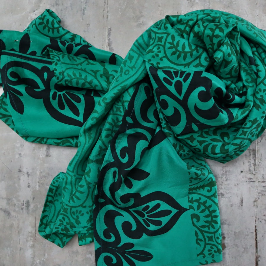 Silke Tørklæder fra WAUW af vintage silke