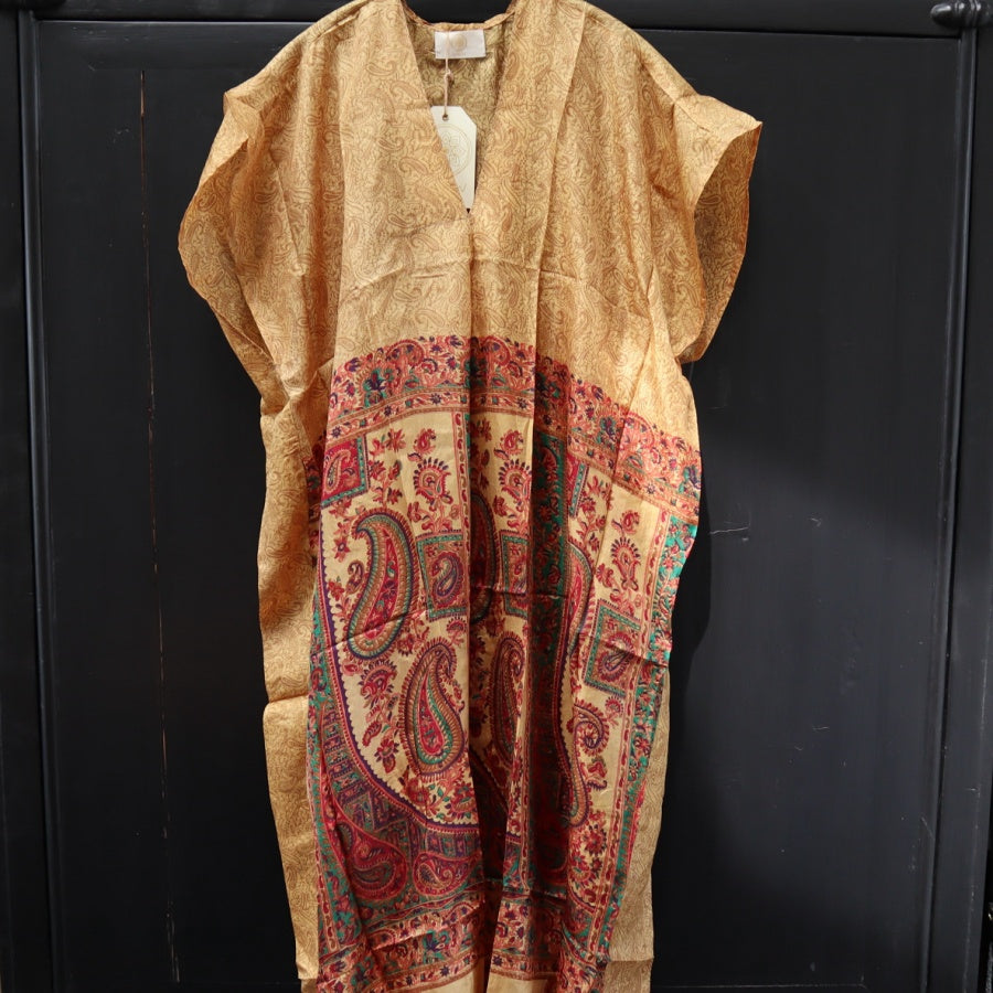 Kortærmet Silke Kaftan fra WAUW