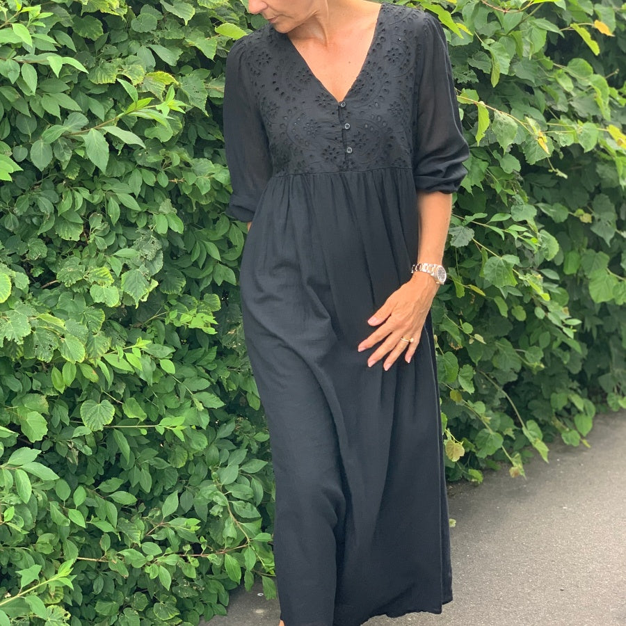 Sea Bomuldskjole broderi og lange ærmer fra WAUW