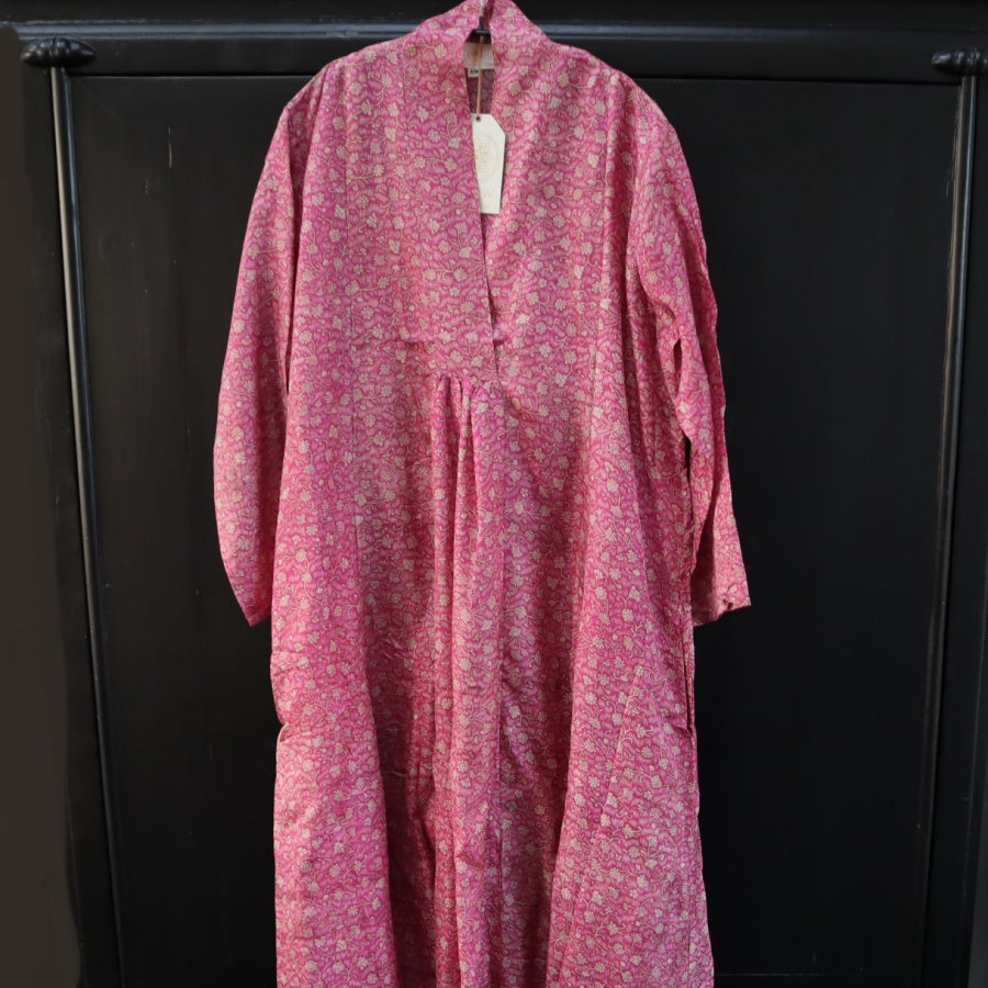 Lang kjole Queen Dress i Silke fra Wauw