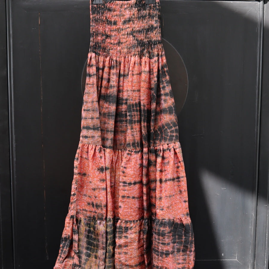 Lang Batik Nederdel Fillipa Skirt i silke fra Wauw