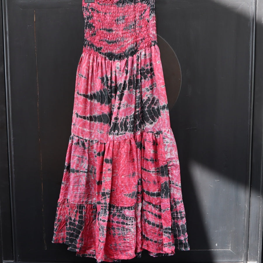 Lang Batik Nederdel Fillipa Skirt i silke fra Wauw