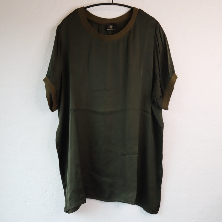 Silke & Viskose T-shirt fra WAUW