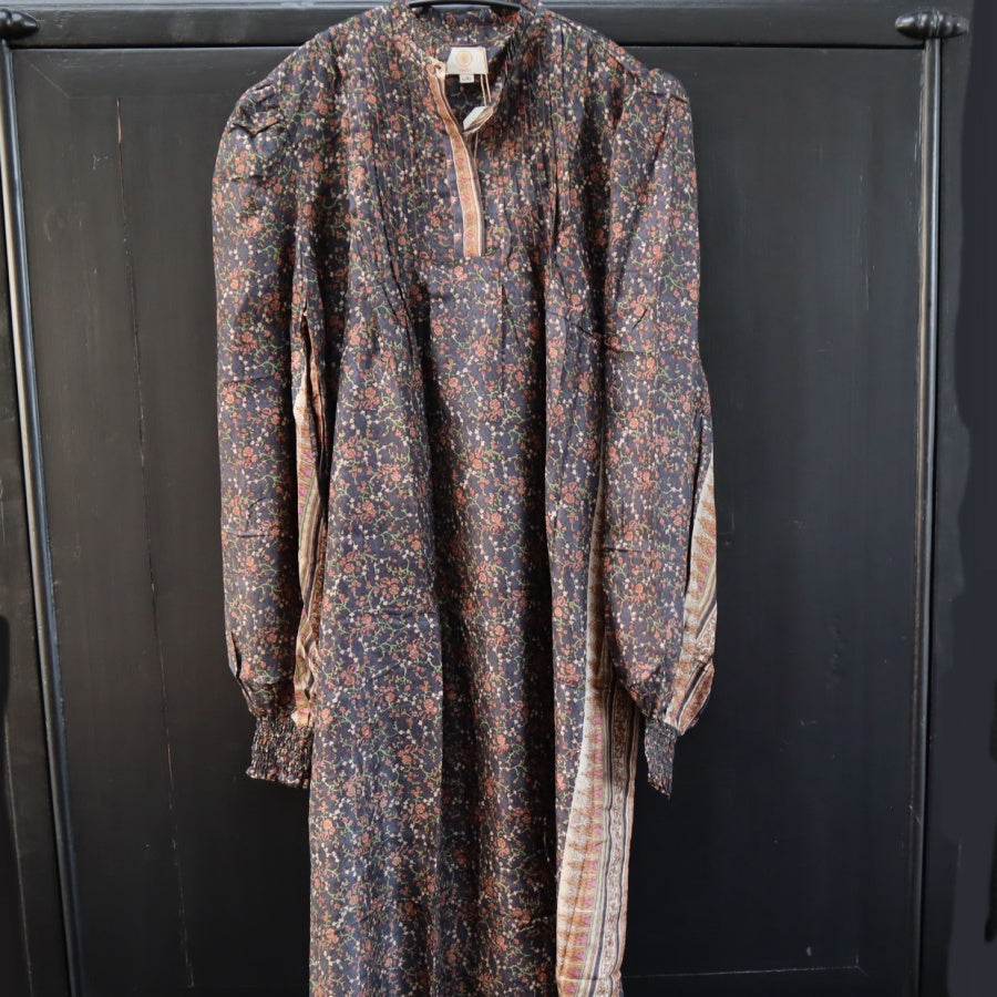 Silke kjole Malou Dress fra Wauw