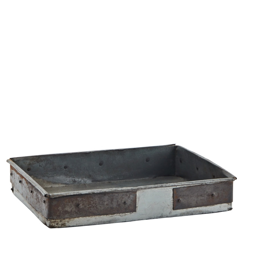 Recycled Metalbakke fra Madam Stoltz