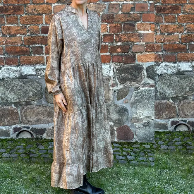 Lang Silke Kjole Gipsy fra WAUW