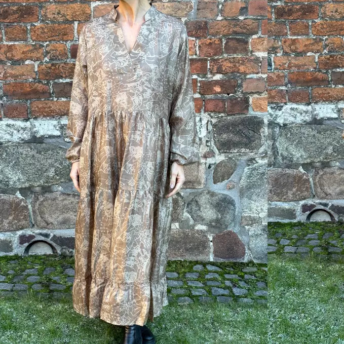 Lang Silke Kjole Gipsy fra WAUW