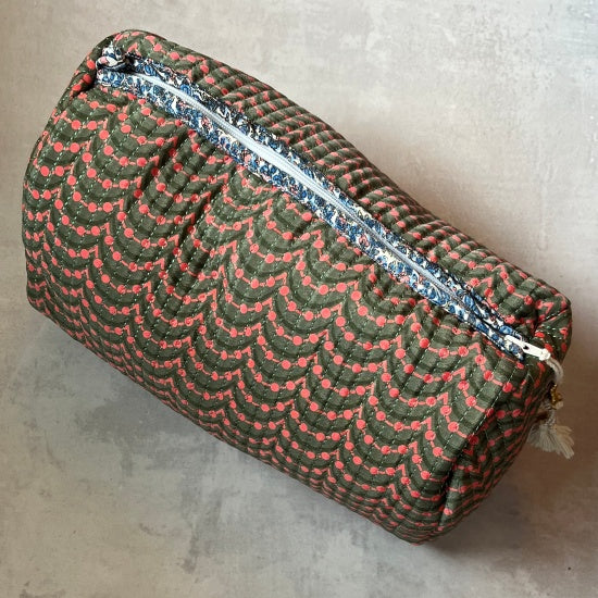 Toilettaske i Silke fra WAUW