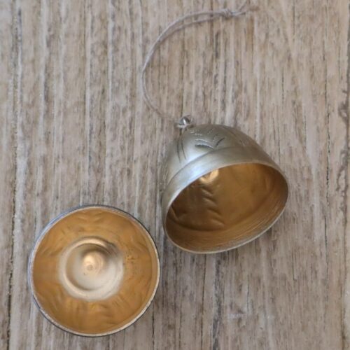 Påskeæg i antik messing