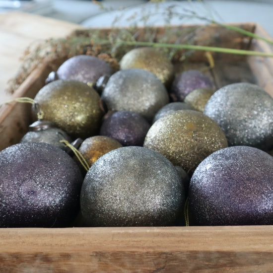 glimmerkugler i bakke