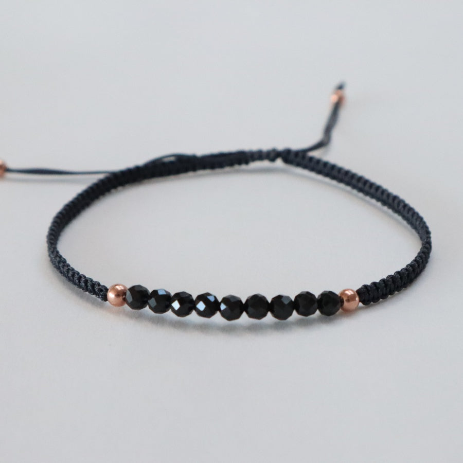 håndknyttet koksgrå med sort