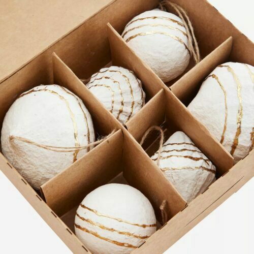 Hvide julekugler med guldkant fra Madam Stoltz