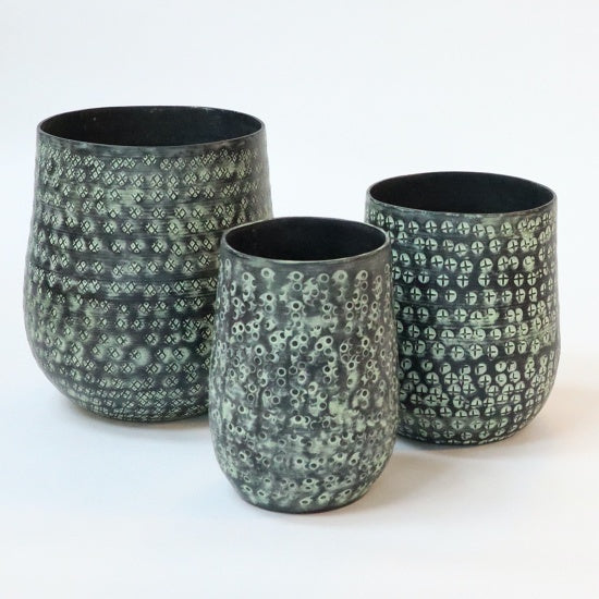 sæt af høje urtepotter