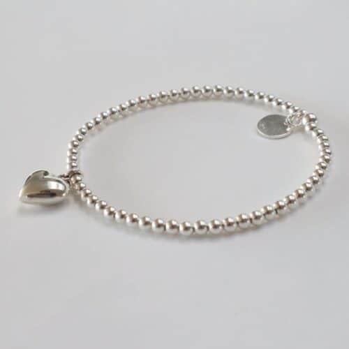 sølvarmbånd med hjerter