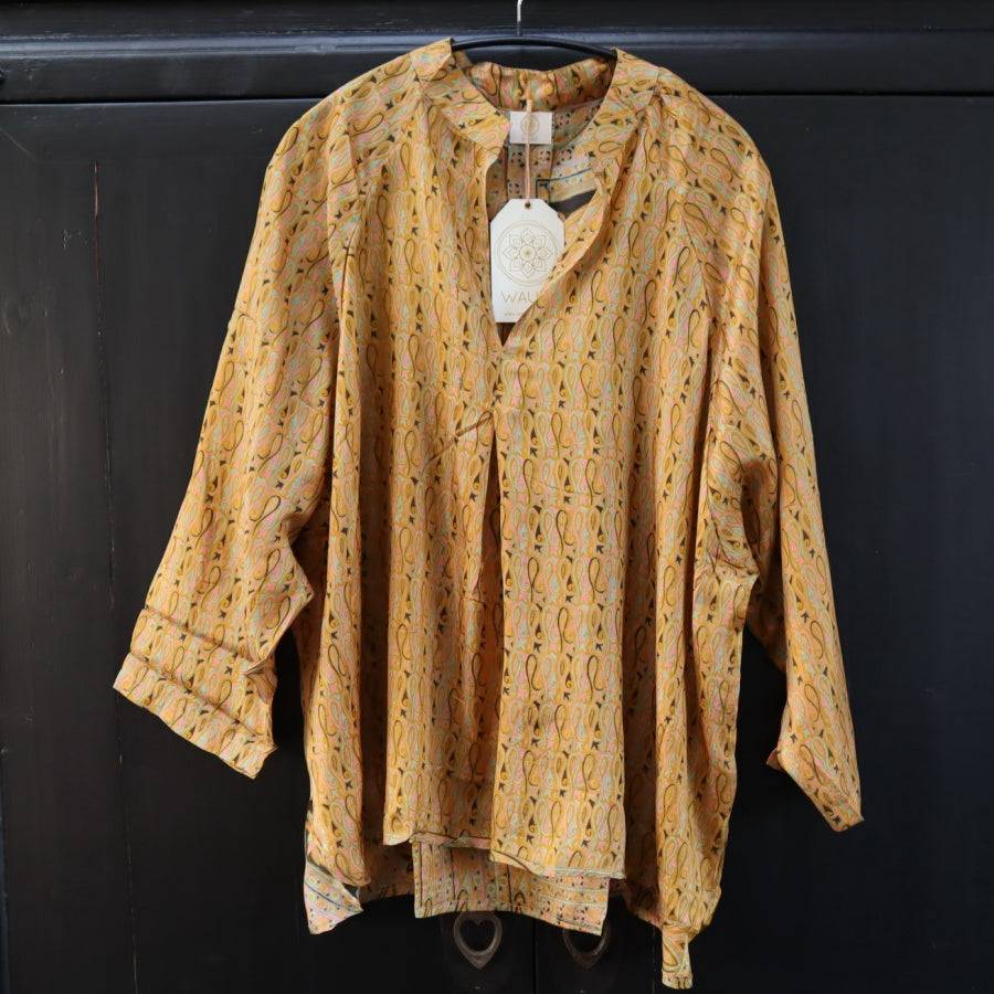 Kaftan Shirt i 100% vintage silke fra Wauw