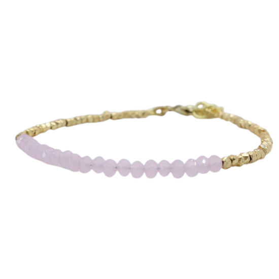 Armbånd med facetslebne rosenkvarts sten
