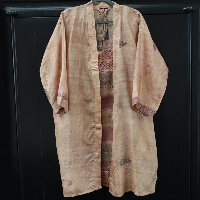 Kort Silke Kimono fra WAUW