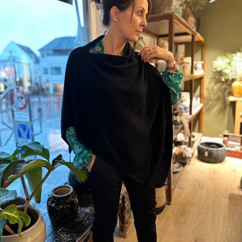 Cashmere Poncho fra Alot